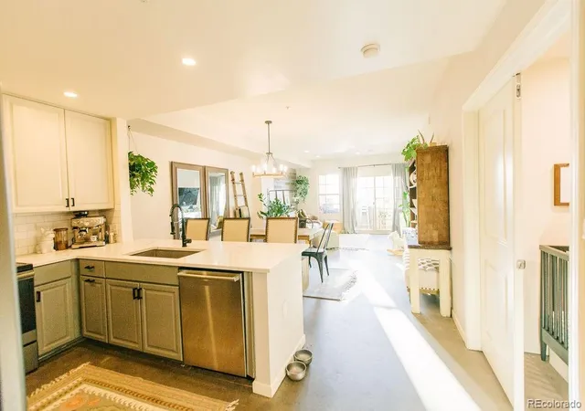 1st image of 925 N Lincoln St #4D, Denver, CO 80203 | MLS# 2854313