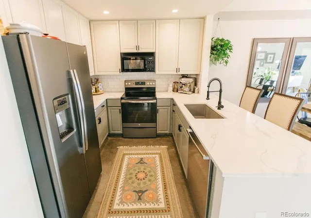 5th image of 925 N Lincoln St #4D, Denver, CO 80203 | MLS# 2854313