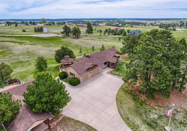 Photo 3 of Single family home for sale at 34422 Cherokee Trl, Elizabeth, CO 80107 | MLS# 1812024 | Listing updated on 2026-09-03