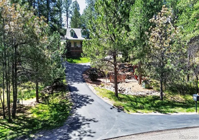 Homes for sale in Larkspur, CO | 916 Tenderfoot Dr, Larkspur, CO 80118 | MLS# 7797316
