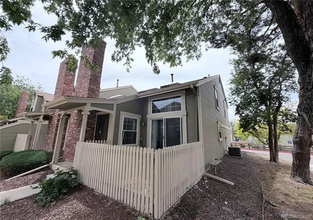 2nd image of 14041 E Radcliff Cir, Aurora, CO 80015 | MLS# 4183899