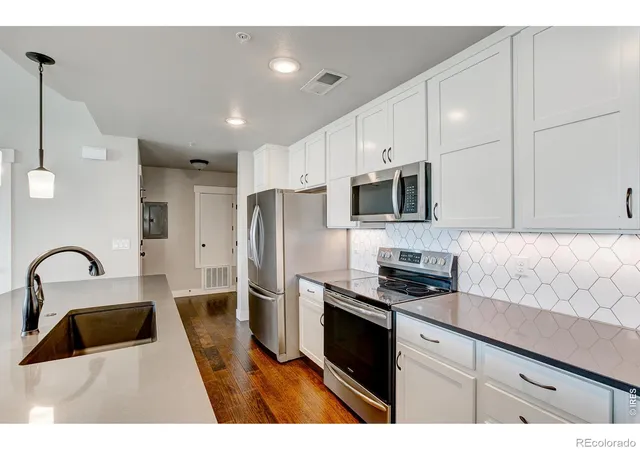 Photo 3 of Condo for sale at 6672 Crystal Downs Dr #207, Windsor, CO 80550 | MLS# IR1057323 | Listing updated on 2026-09-25