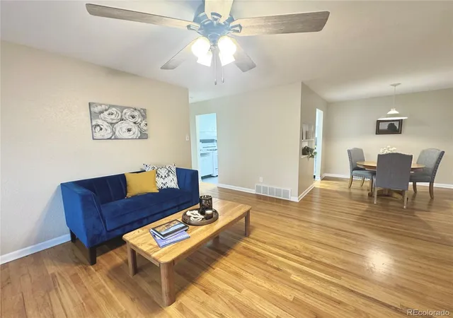 2nd image of 962 S Holly St, Denver, CO 80246 | MLS# 5303149