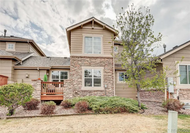 Townhouse for sale at 7582 S Sicily Way, Aurora, CO 80016 | MLS# 4461346