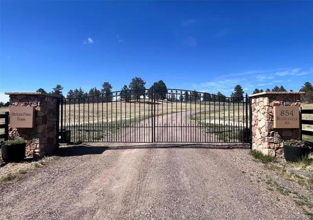 Homes for sale in Franktown, CO | 854 N Russellville Rd, Franktown, CO 80116 | MLS# 3570838