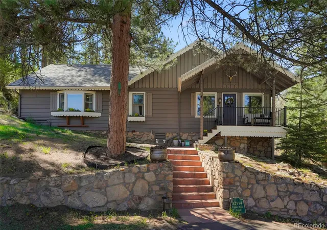 Photo 2 of Single family home for sale at 32114 Upper Bear Crk Rd, Evergreen, CO 80439 | MLS# 5150897 | Listing updated on 2026-10-24