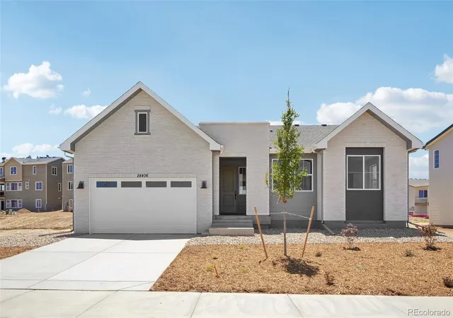 1st image of 24406 E 35th Dr, Aurora, CO 80019 | MLS# 4918714