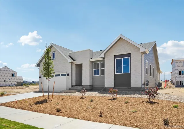 2nd image of 24406 E 35th Dr, Aurora, CO 80019 | MLS# 4918714
