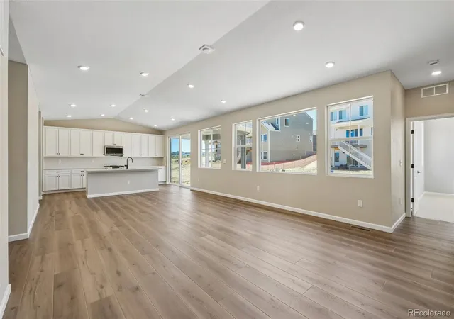 4th image of 24406 E 35Th Dr, Aurora, CO 80019 | MLS# 4918714