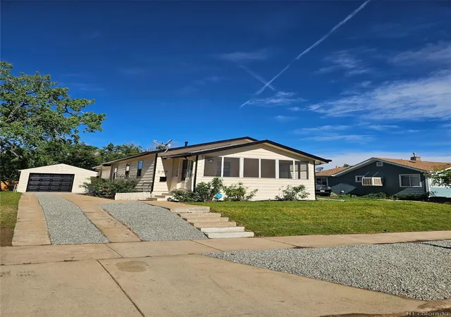 2nd image of 257 Hazel Ct, Denver, CO 80219 | MLS# 6094787