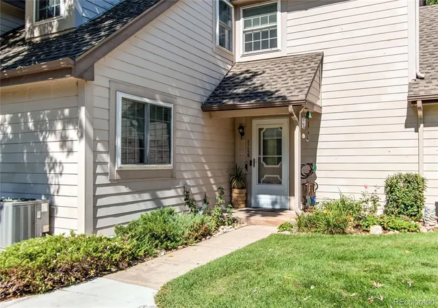 Homes for sale in Aurora, CO | 2152 S Victor St #B, Aurora, CO 80014 | MLS# 2010899