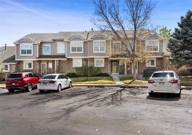 image of 1276 S Zeno Cir, Aurora, CO 80017