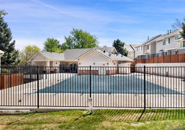 image of 1276 S Zeno Cir, Aurora, CO 80017