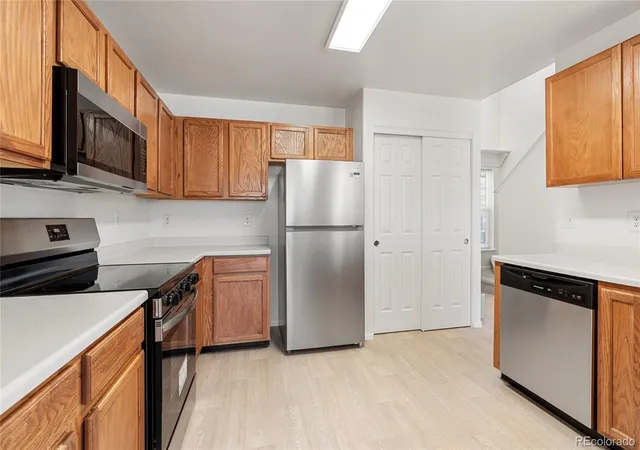 Photo 3 of Condo for sale at 1276 S Zeno Cir #E, Aurora, CO 80017 | MLS# 8650736 | Listing updated on 2026-10-15