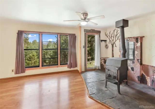 3rd image of 410 Rangeview Rd, Divide, CO 80814 | MLS# 4064114