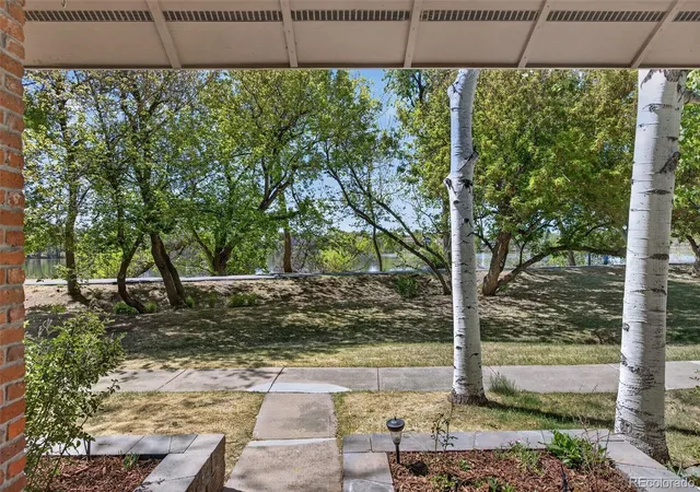 Photo 4 of Single family home for sale at 8625 Garland Ct, Arvada, CO 80005 | MLS# 8592739 | Listing updated on 2026-09-21