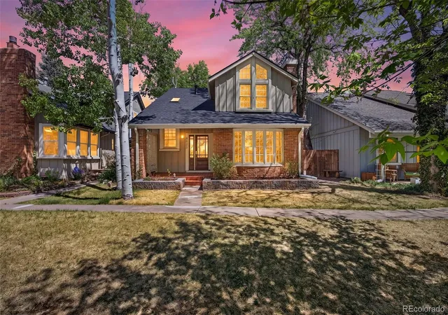 Photo 2 of Single family home for sale at 8625 Garland Ct, Arvada, CO 80005 | MLS# 8592739 | Listing updated on 2026-09-21