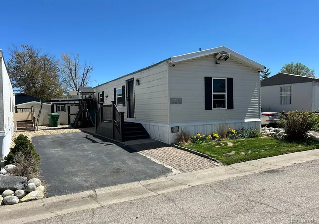 Photo 2 of Manufactured home for sale at 14470 E 13th Avenue, Aurora, CO 80011 | MLS# 4292537 | Listing updated on 2026-10-27