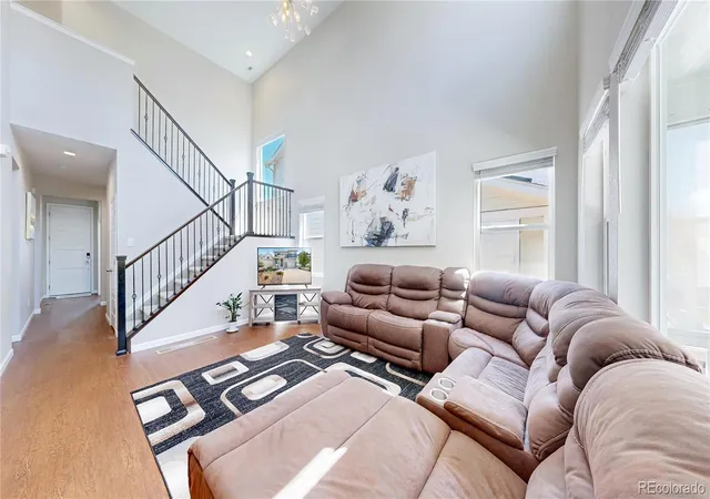 Photo 2 of Single family home for sale at 7988 Adams Frk Ave, Littleton, CO 80125 | MLS# 9071362 | Listing updated on 2026-09-21