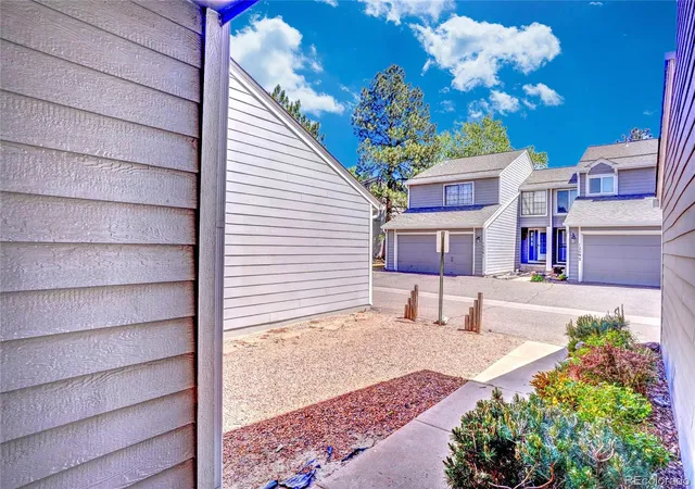 Homes for sale in Aurora, CO | 12592 E Cornell Cir, Aurora, CO 80014 | MLS# 4312854