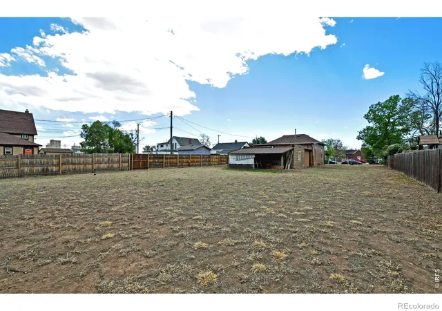 4th image of 913 4Th St, Greeley, CO 80631 | MLS# IR1057516