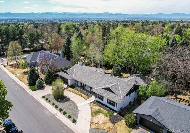 Photo 3 of Single family home for sale at 3981 S Hillcrest Dr, Denver, CO 80237 | MLS# 9545273 | Listing updated on 2026-10-09