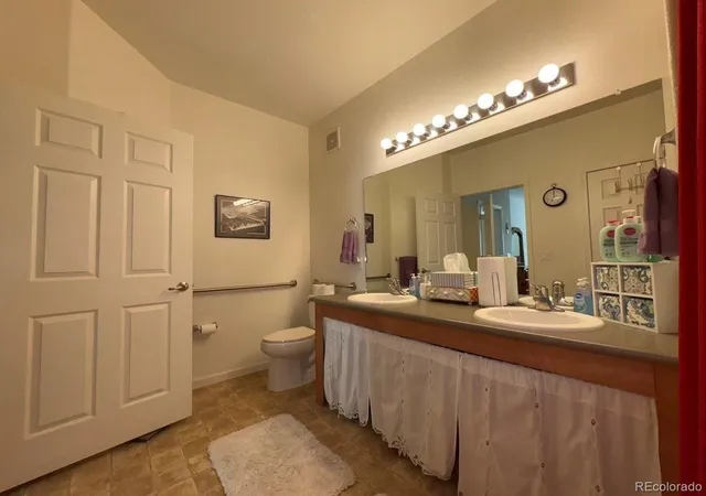 Homes for sale in Aurora, CO | 23455 E 5th Place, Aurora, CO 80018 | Houzeo