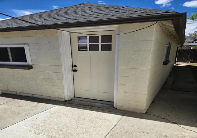 4th image of 1525 Roslyn St, Denver, CO 80220 | MLS# 5675812