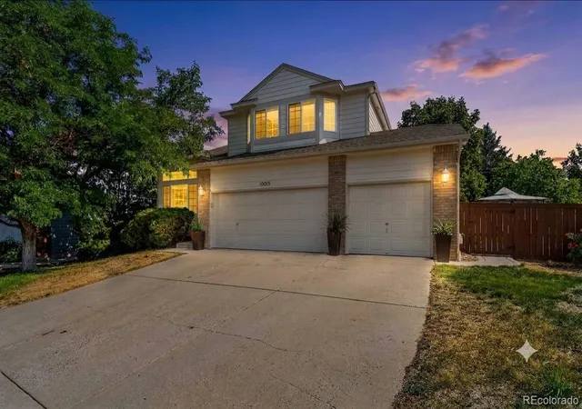 1st image of 10015 Silver Maple Rd, Highlands Ranch, CO 80129 | MLS# 5696198