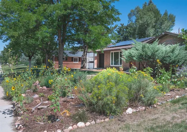 Photo 2 of Single family home for sale at 1630 S Forest St, Denver, CO 80222 | MLS# 4249391 | Listing updated on 2026-08-23