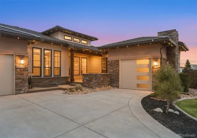 3rd image of 27001 E Long Cir, Aurora, CO 80016 | MLS# 6620084
