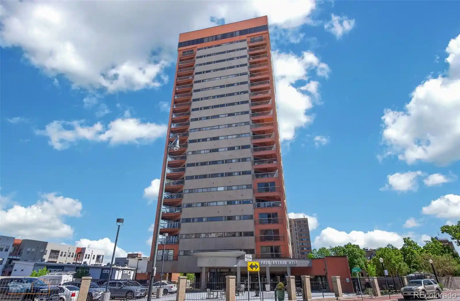 Listing Photo 2 - Condo for sale in 100 Park Ave located at 100 Park Ave, Denver, CO 80205 - Unit #1305