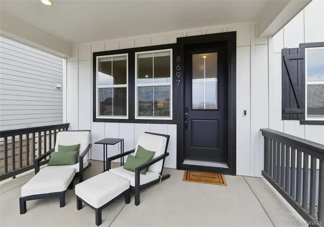 Photo 4 of Single family home for sale at 8697 Middle Frk St, Littleton, CO 80125 | MLS# 8184469 | Listing updated on 2026-10-18