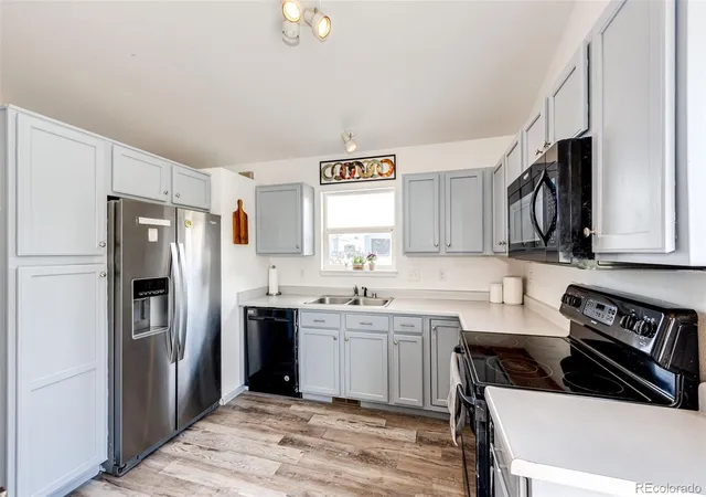 2nd image of 375 E Logan St, Elizabeth, CO 80107 | MLS# 1888219