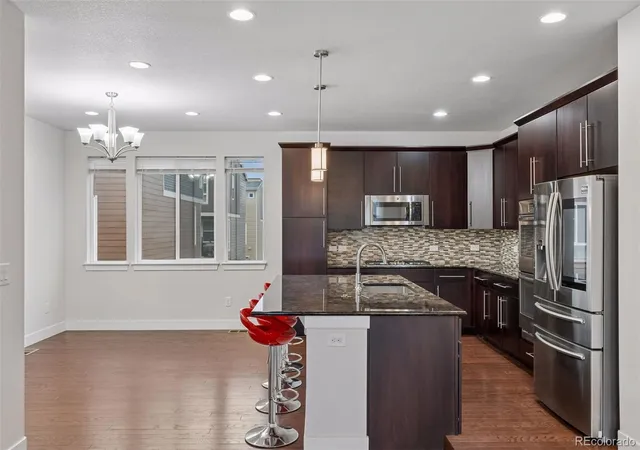 4th image of 15613 E Broncos Pl, Englewood, CO 80112 | MLS# 5994275
