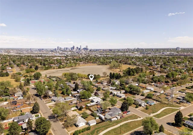 3rd image of 910 S Alcott St, Denver, CO 80219 | MLS# 2322071