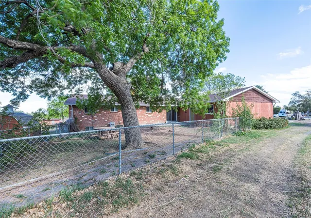 image of 1495 W 10th Ave, Broomfield, CO 80020 | MLS# 6309699