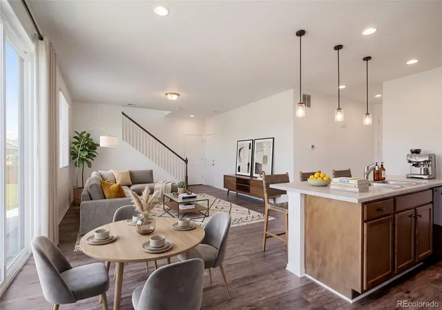 Photo 3 of Single family home for sale at 6318 Vista Cliff Loop, Castle Rock, CO 80104 | MLS# 5663838 | Listing updated on 2026-09-12