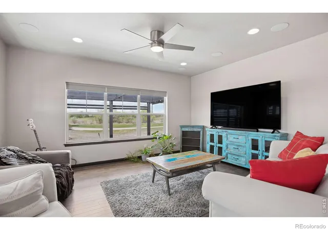 Photo 3 of Single family home for sale at 400 Baja Dr, Windsor, CO 80550 | MLS# IR1057681 | Listing updated on 2026-10-01