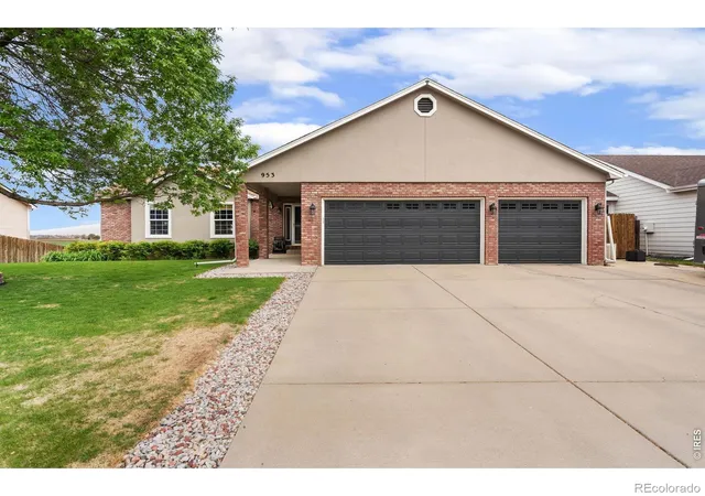 Photo 1 of Single family home for sale at 953 N Greeley Ave, Johnstown, CO 80534 | MLS# IR1057690 | Listing updated on 2026-09-22