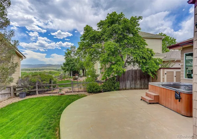 Photo 3 of Single family home for sale at 9108 W Vandeventor Dr, Littleton, CO 80128 | MLS# 8221788 | Listing updated on 2026-09-24