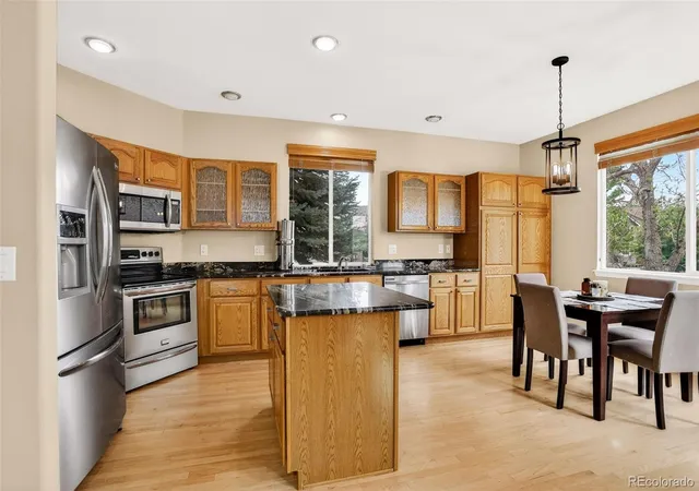 Photo 4 of Single family home for sale at 9108 W Vandeventor Dr, Littleton, CO 80128 | MLS# 8221788 | Listing updated on 2026-09-24