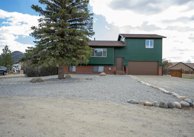 2nd image of 125 Raymond Lee Dr, Buena Vista, CO 81211 | MLS# 7318681