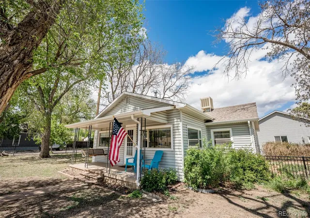 3rd image of 1922 W Cucharras St, Colorado Springs, CO 80904 | MLS# 2811069