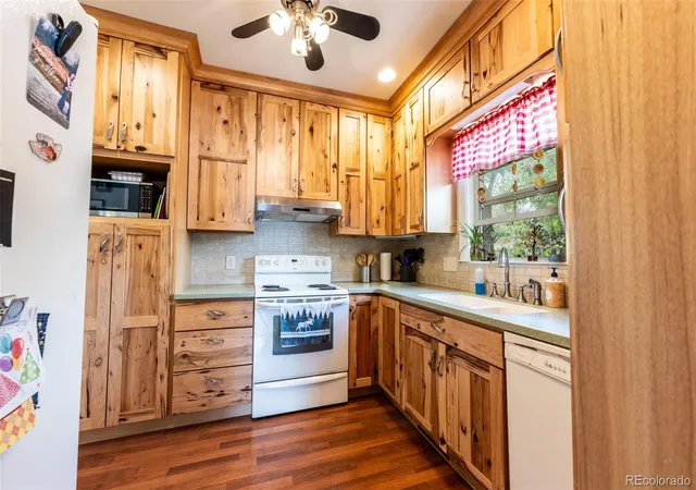 5th image of 1922 W Cucharras St, Colorado Springs, CO 80904 | MLS# 2811069