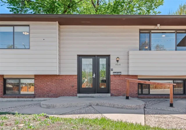 Photo 4 of Single family home for sale at 8640 W Jewell Ave, Lakewood, CO 80232 | MLS# 3515587 | Listing updated on 2026-09-02