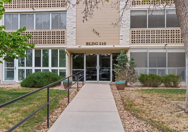image of 3144 S Wheeling Wy, Aurora, CO 80014