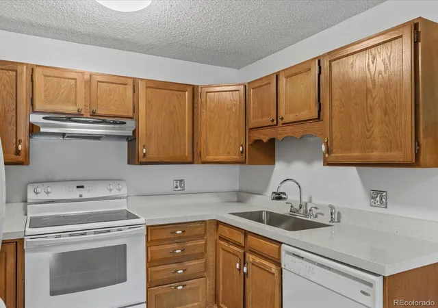 4th image of 3144 S Wheeling Wy #209, Aurora, CO 80014 | MLS# 8007167