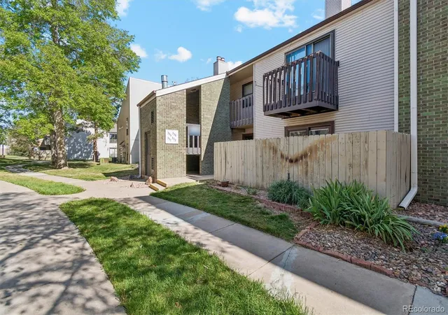 2nd image of 3550 S Harlan St, Denver, CO 80235