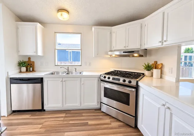 Photo 3 of Manufactured home for sale at 9710 Gull St, Denver, CO 80260 | MLS# 3898116 | Listing updated on 2026-10-08